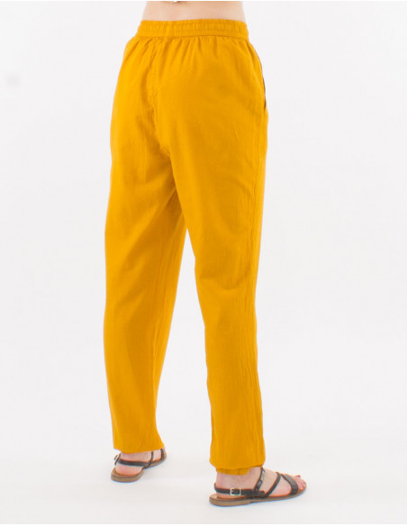 Pantalon femme droit en coton uni jaune moutarde avec poches avant et élastiques à la taille
