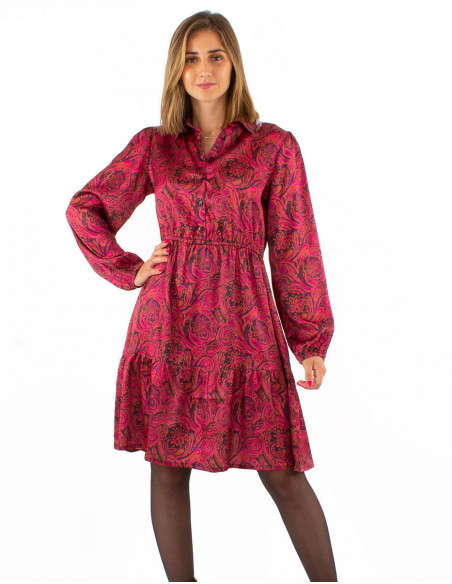 Robe courte satinée originale fleurie