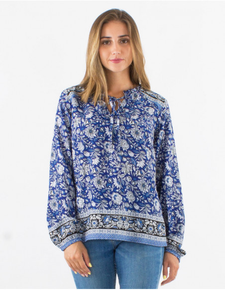 Floral bohemian flowing blouse