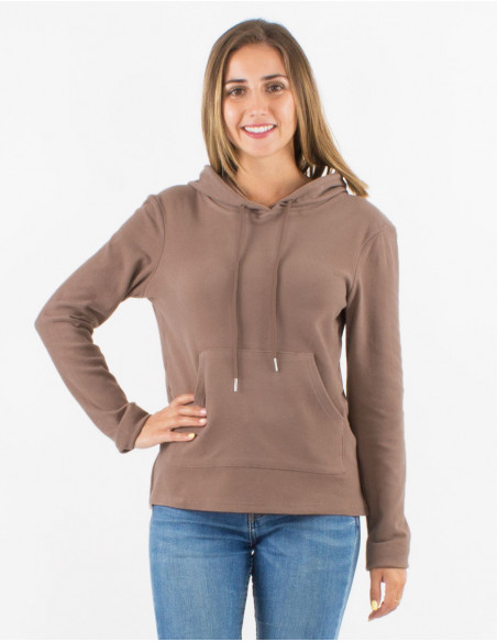 Pull basique uni taupe à capuche tissu doux