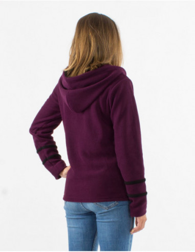 Polaire à capuche violet mauve pour femme cet hiver avec pétales brodées
