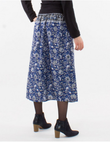 Jupe mi mollet bohème chic bleu marine imprimé grosses fleurs blanches