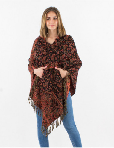 Poncho original femme asymétrique à franges noir et rose