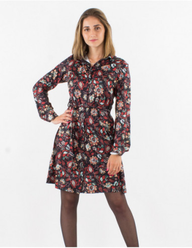 Robe chemise noire chic et fluide bohème chic imprimé fleuri