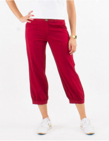 Comfortable women's cropped pants