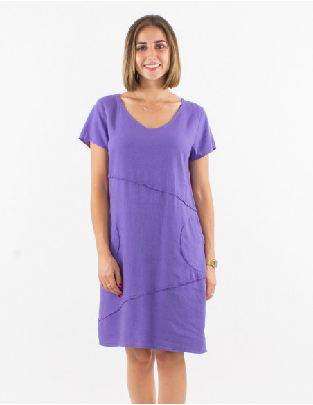 Basic short straight dress with plain v-neck in lavander