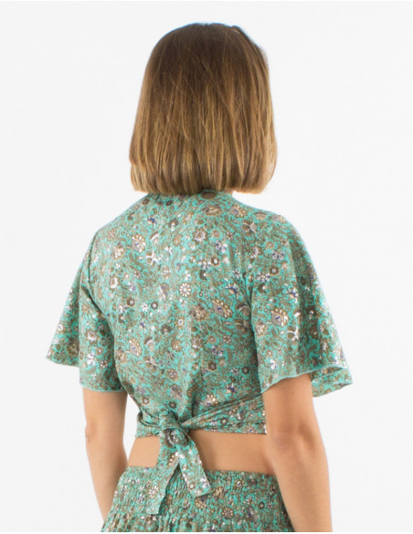 Women's short summer top printed with small golden flowers mint