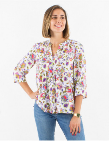 3/4 sleeves white blouse with chic pleats and bohemian floral print