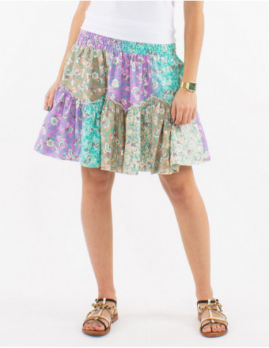 Short flared skirt with bohemian chic ruffle for summer in pink pastel floral print