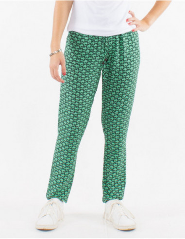 Summer flowing pants for women with green geometric print