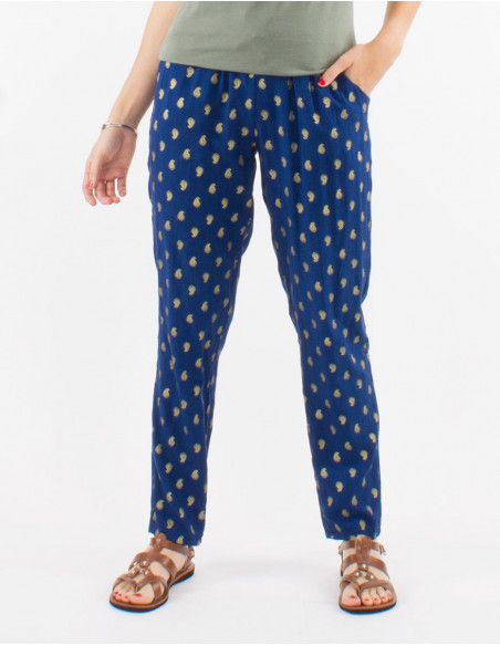 Pantalon féminin bleu marine confortable en coton d'été motif boho feuilles dorées