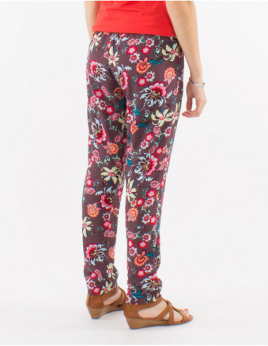 Pantalon femme fluide fleuri rouge avec poches avant