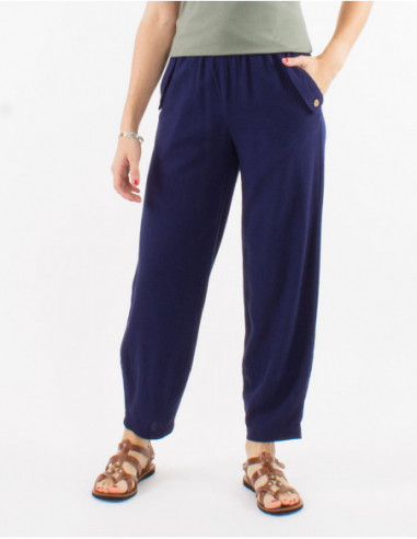 Lightweight flowing pants for summer with plain navy blue pockets