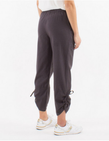 Pantalon avec fronces sur les côtés chic pour le printemps uni basique gris