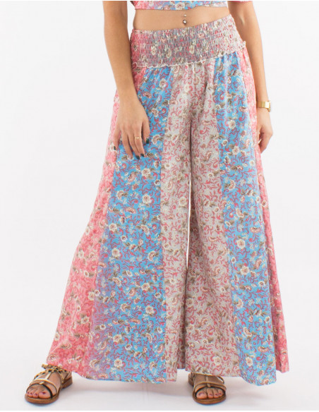 Pantalon extra large fluide confortable femme pour l'été à motif petites fleurs bohème pastel rose saumon