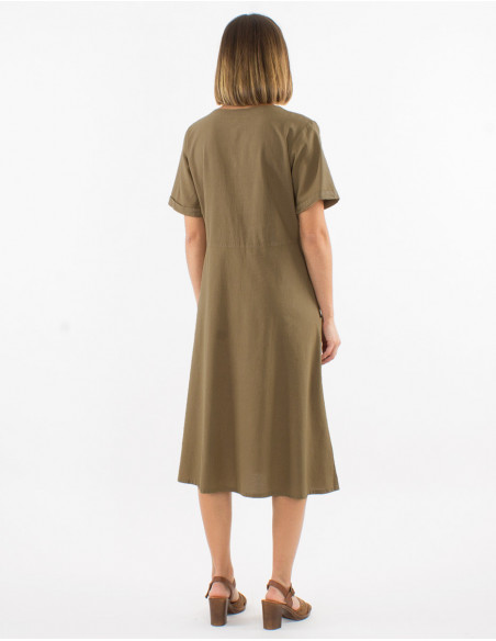 Robe midi sexy en coton beige sable coupe cintrée avec boutons pour femme