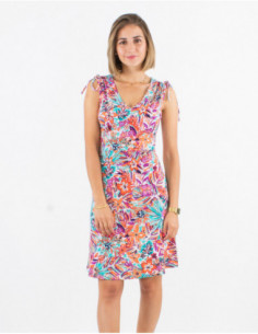 Short stretch summer dress with ties on the shoulders and original foliage print