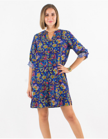 Short dress with buttons fluid and light for the summer navy blue flowered