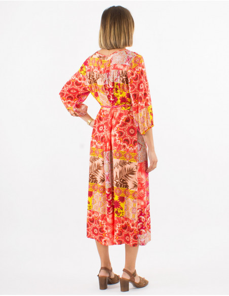 Robe mi mollet originale printemps 2023 à motifs baba cool feuilles rose corail