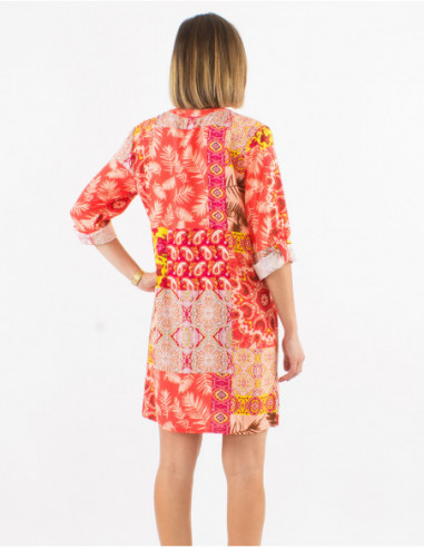 Robe courte droite à boutons imprimé patchwork feuilles rose corail