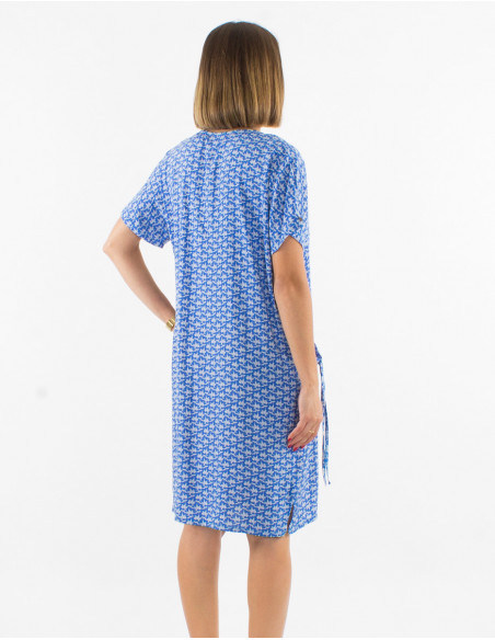 Oversized mid-length dress for women with original geometric print in blue