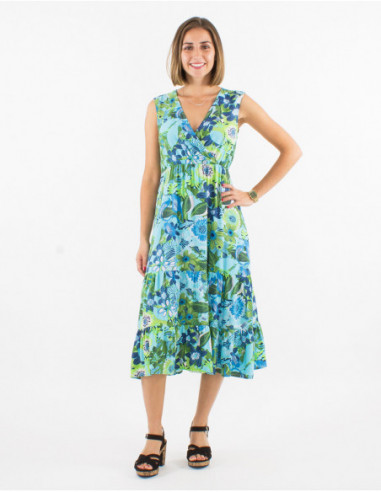 Chic midi dress for spring 2023 with blue floral baba cool print