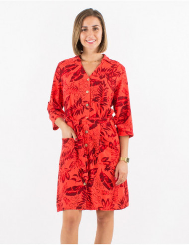 Robe courte chic avec lin rose corail et imprimé végétal estival