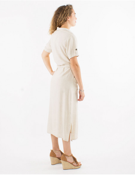 Robe midi fluide pour l'été chic à boutons et ceinture unie basique écru