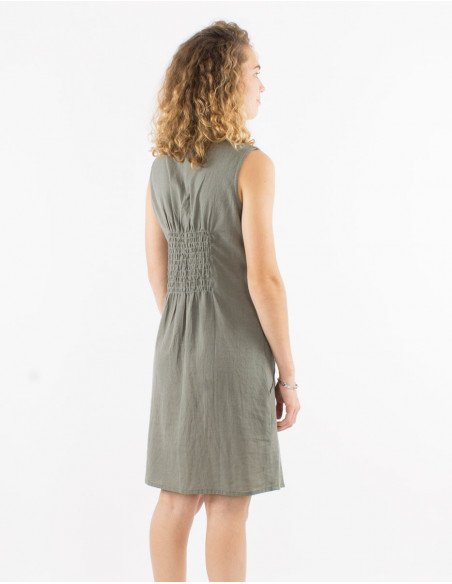 Short sleeveless cotton dress with plain stitching chic khaki green