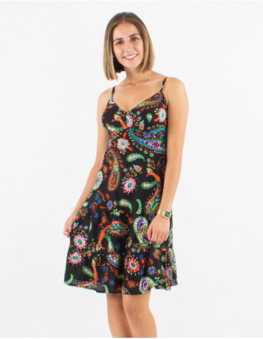 Robe mi longue à fines bretelles et volant sur le bas à imprimé cachemire frais noir