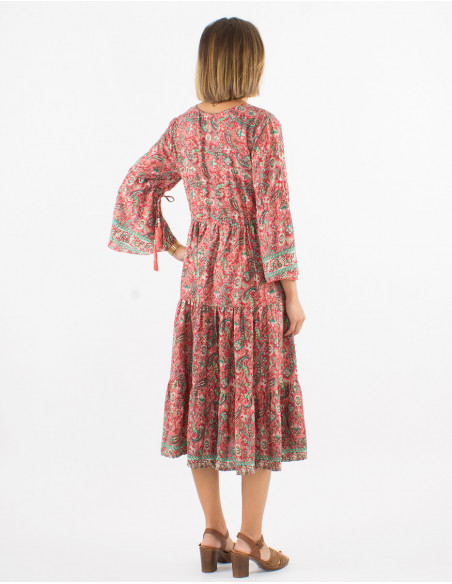 Robe longue originale à manches 3/4 et liens pompons à motifs bohème chic fleuri rose corail
