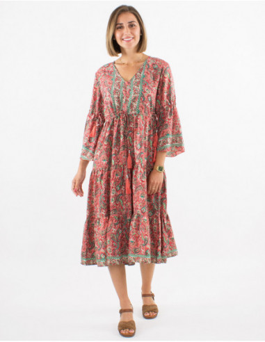 Robe midi boho chic avec liens finis de pompons à imprimé rose corail fleuri doré