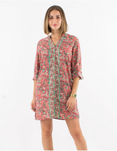 Pink flowing shirt with buttons for summer with gold paisley print in coral pink