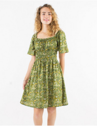 Short dress with comfortable ruffles for summer in boho chic gold khaki green paisley print