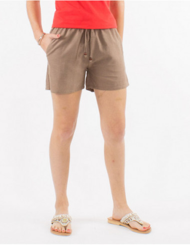 Short léger d'été avec lin taupe pour femme