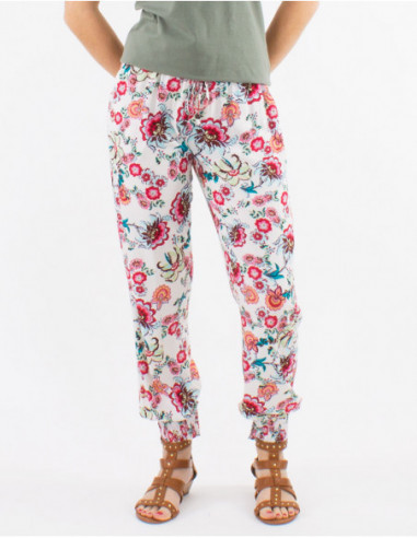 Women's flowing pants for summer with romantic floral print white