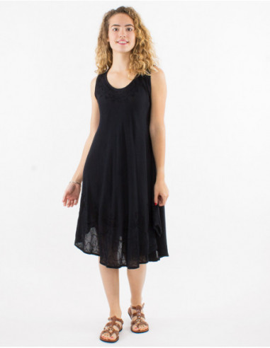 Lightweight cotton beach dress with basic ethnic stitching in black