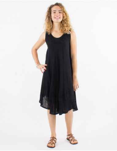 Robe mi longue sans manches pour l'été légère transparente unie en coton noire avec surpiqûres boho