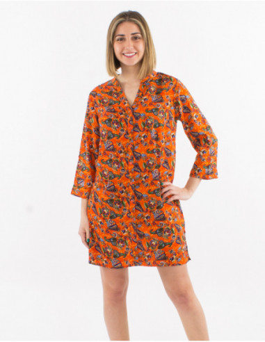 Short paisley dress with buttons