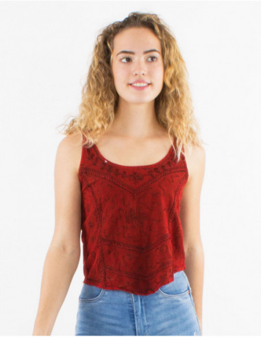 Top asymétrique uni original avec broderies rouge bordeaux