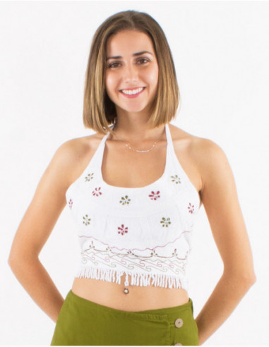 Top court uni d'été dos nu bohème avec broderies et franges