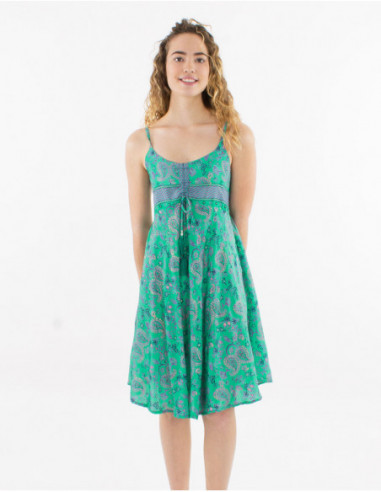 Robe courte fluide à fines bretelles motif romantique boho vert menthe