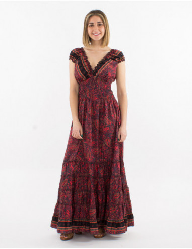 Original romantic elasticized long dress with red pattern