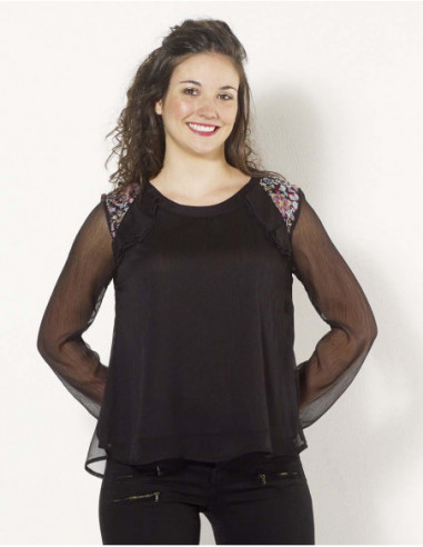 Chic and transparent long sleeve top