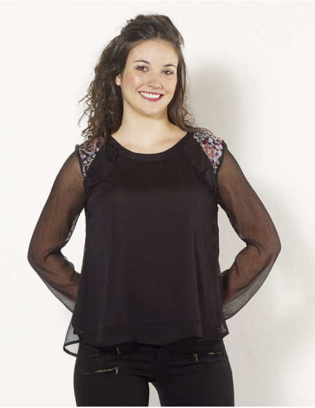 Chic and transparent long sleeve top