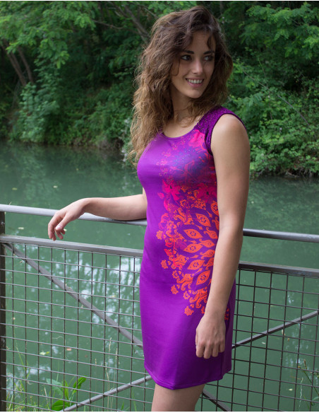 Robe courte d'été dos dentelle et imprimé ethnique mauve