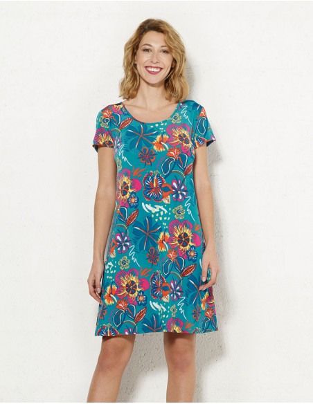 Short dress with flowers & small sleeves