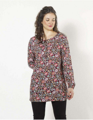 Loose tunic with flowers