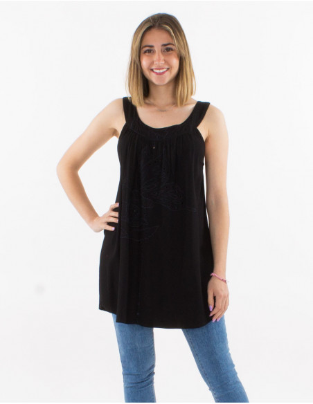 Basic tunic embroidered and openwork
