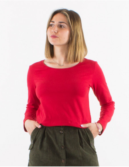 Plain long sleeve cotton t-shirt